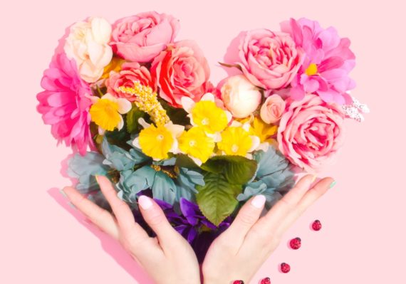 person holding bouquet of flower