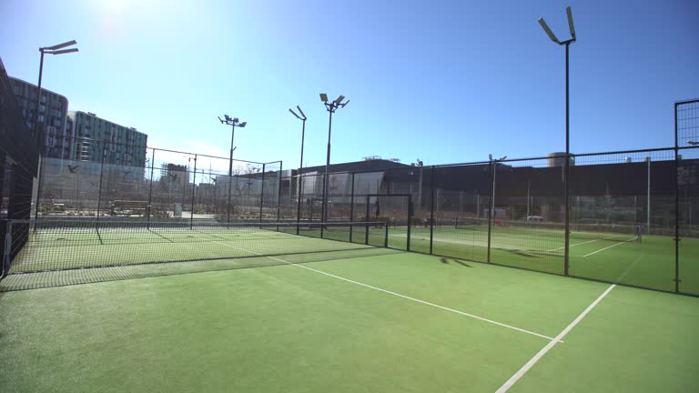 Construction d'un court de tennis à Nice