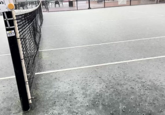 Construction d'un terrain de tennis à Nice