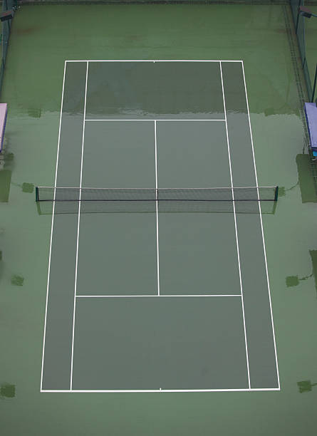 Construction d'un court de tennis en béton poreux à Cannes