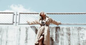 découvrez notre collection de bas en résille, alliant élégance et audace. parfaits pour compléter vos tenues de soirée ou ajouter une touche sexy à votre look quotidien, nos bas en résille sont conçus pour allier confort et style. explorez les différentes textures et motifs pour exprimer votre personnalité avec confiance.