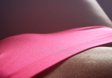 découvrez notre sélection raffinée de lingerie qui allie confort et élégance. faites-vous plaisir avec des styles variés adaptés à toutes les occasions et à toutes les morphologies. explorez nos collections pour révéler votre beauté et votre sensualité.