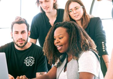découvrez notre agence de marketing, spécialisée dans la création de stratégies innovantes et efficaces pour booster votre visibilité et votre croissance. nous mettons notre expertise au service de votre réussite en ligne.