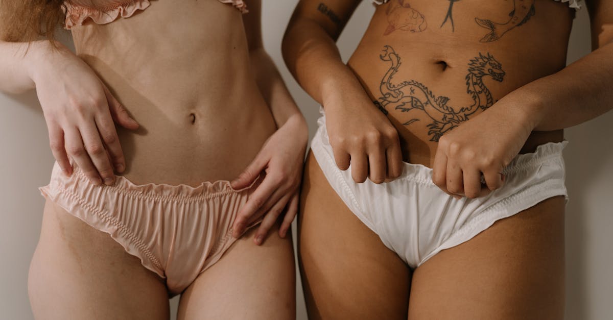 découvrez notre collection de panties alliant confort et élégance. parfaits pour un look moderne et raffiné, nos modèles s'adaptent à toutes les silhouettes tout en offrant un maintien optimal. trouvez le panty idéal pour sublimer votre style au quotidien.
