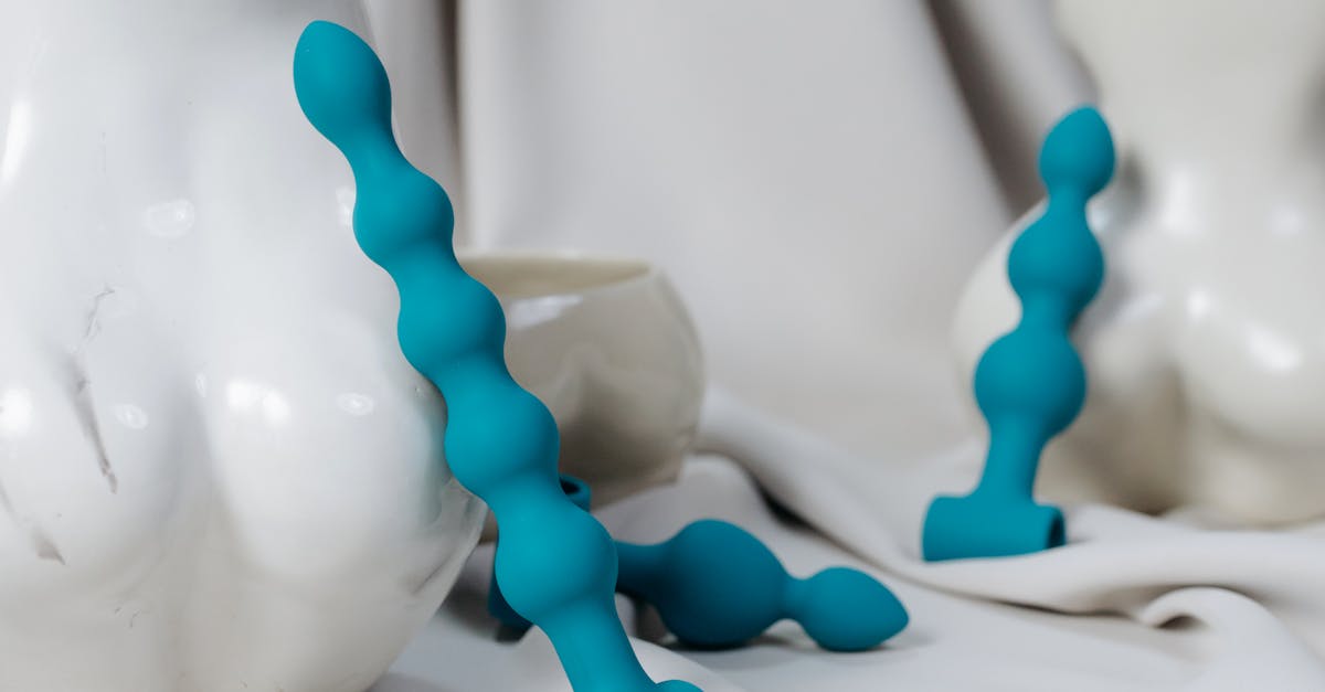 découvrez notre gamme variée de sex toys, conçus pour éveiller vos sens et enrichir votre vie intime. explorez des accessoires de qualité, adaptés à tous les goûts et toutes les envies, pour des moments de plaisir inoubliables.