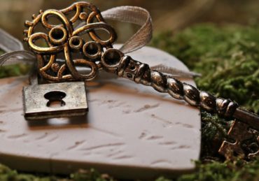 découvrez les dernières tendances en matière de bijoux en bois : des créations artisanales uniques, des styles modernes et durables qui allient élégance et nature. explorez notre sélection pour trouver la pièce parfaite qui mettra en valeur votre personnalité.
