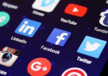 découvrez comment renforcer votre présence en ligne grâce à des conseils pratiques et des stratégies adaptées. optimisez votre visibilité sur le web et développez votre activité efficacement.
