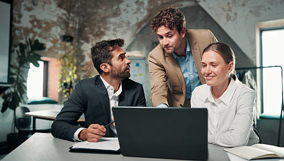 Dans un marché numérique de plus en plus concurrentiel, disposer d’une plateforme web Paris performante est devenu crucial