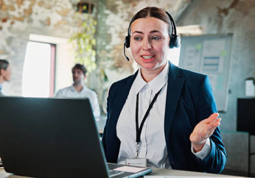 une visite virtuelle Lyon doit avant tout faciliter l’exploration d’un lieu sans effort cognitif inutile. L’utilisateur doit